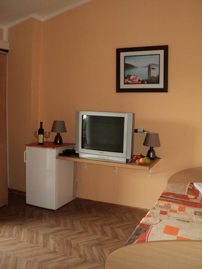 Apartments Skaljari Котор Екстериор снимка